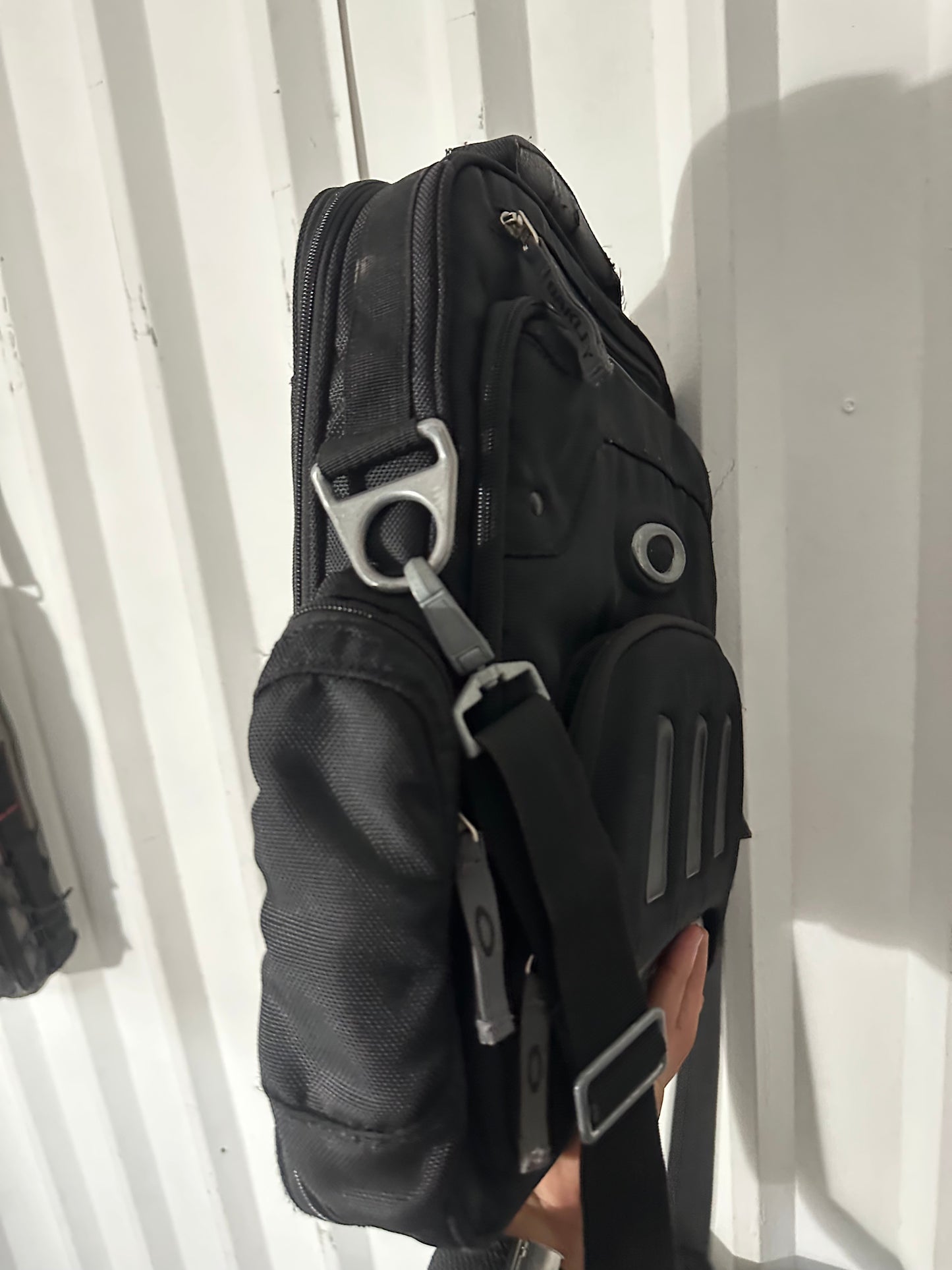 Oakley Crossbody Sling Bag / Messenger