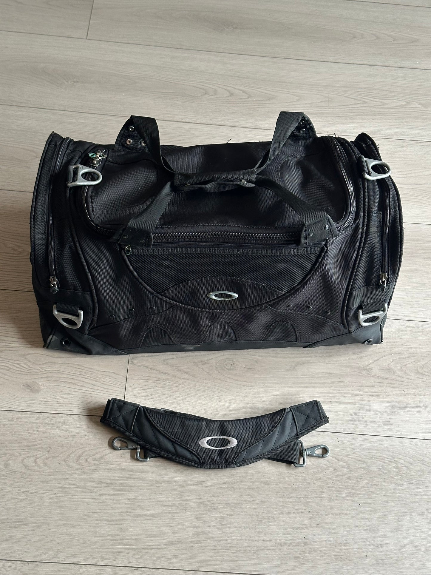 Vintage Oakley Dufflle Bag