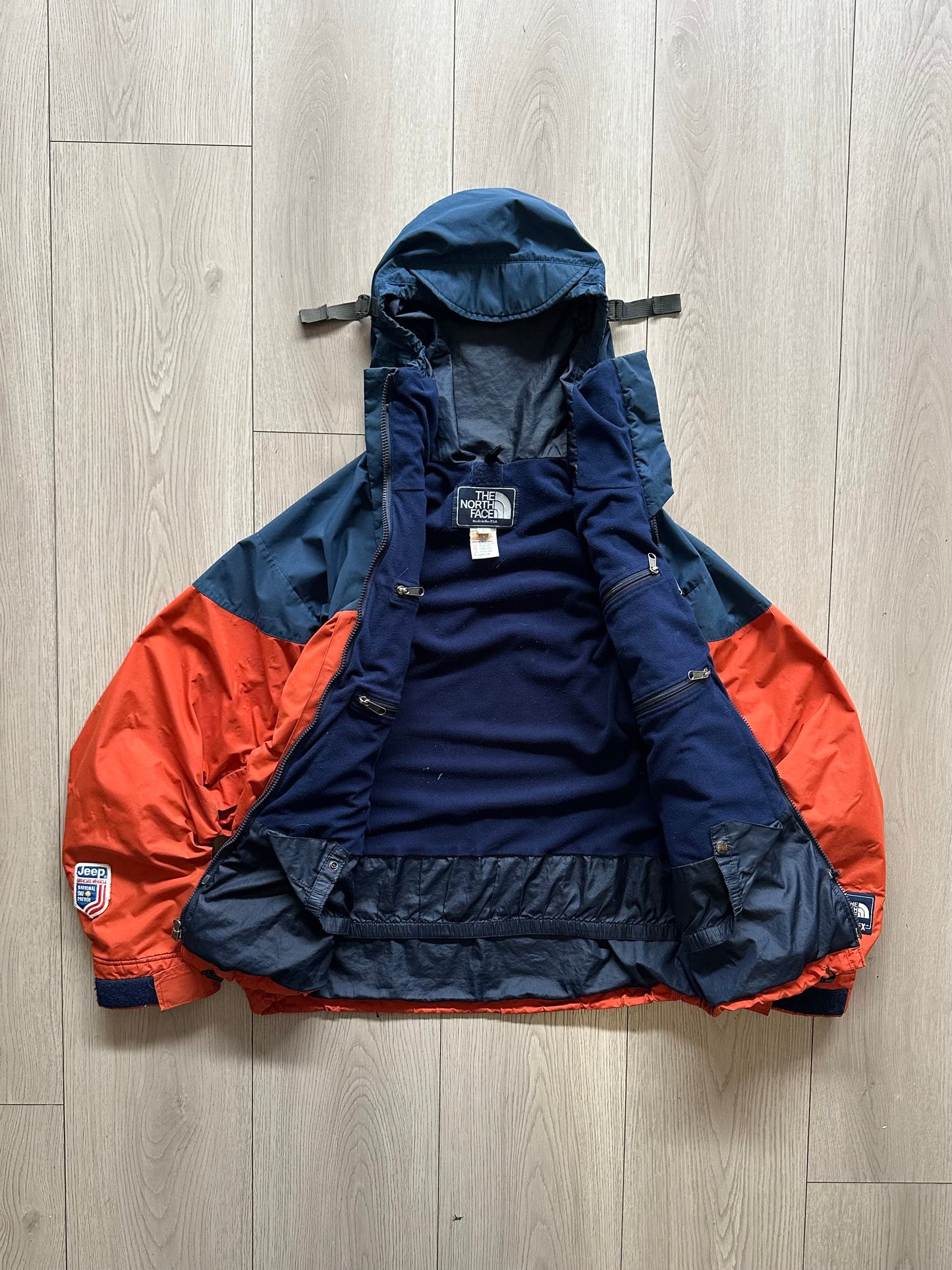 Vintage 90’s The North Face x Gore-Tex Jacket