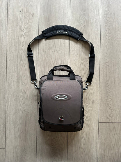 Oakley AP Tactical Field Gear Sling Bag
