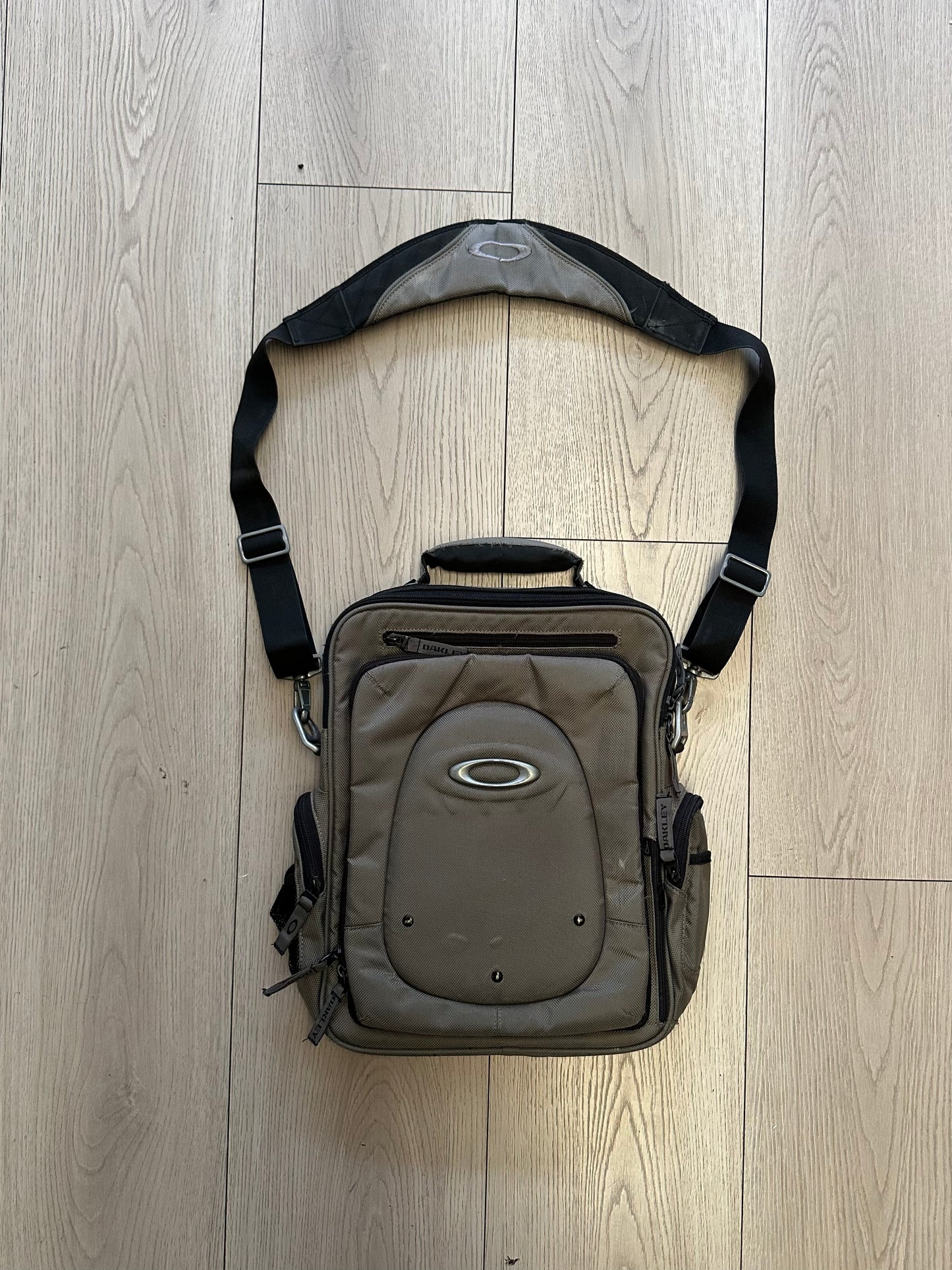 Oakley Tactical Field Gear Sling Backpack