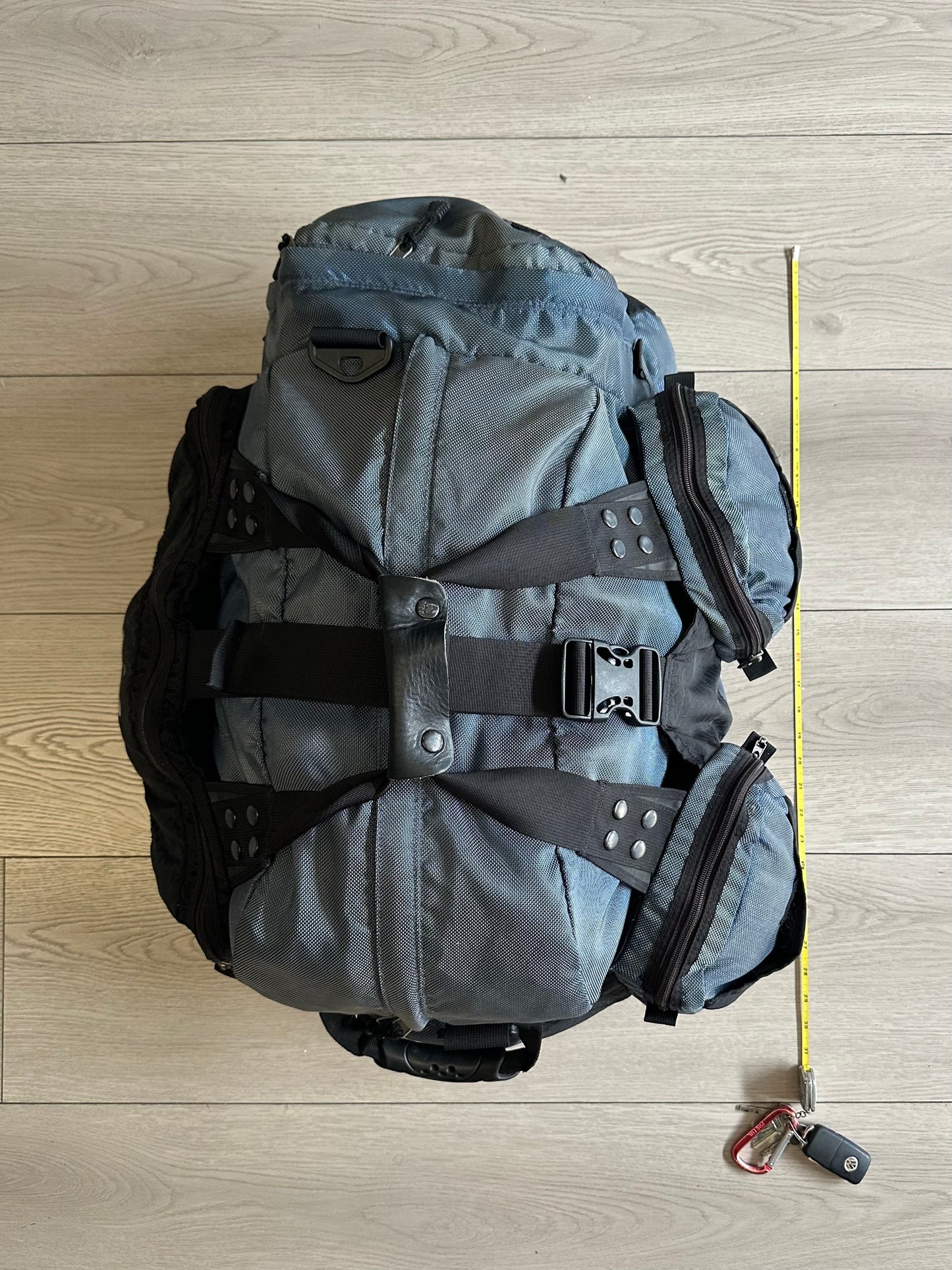 Vintage 90’s Oakley Red Tab Duffle Bag