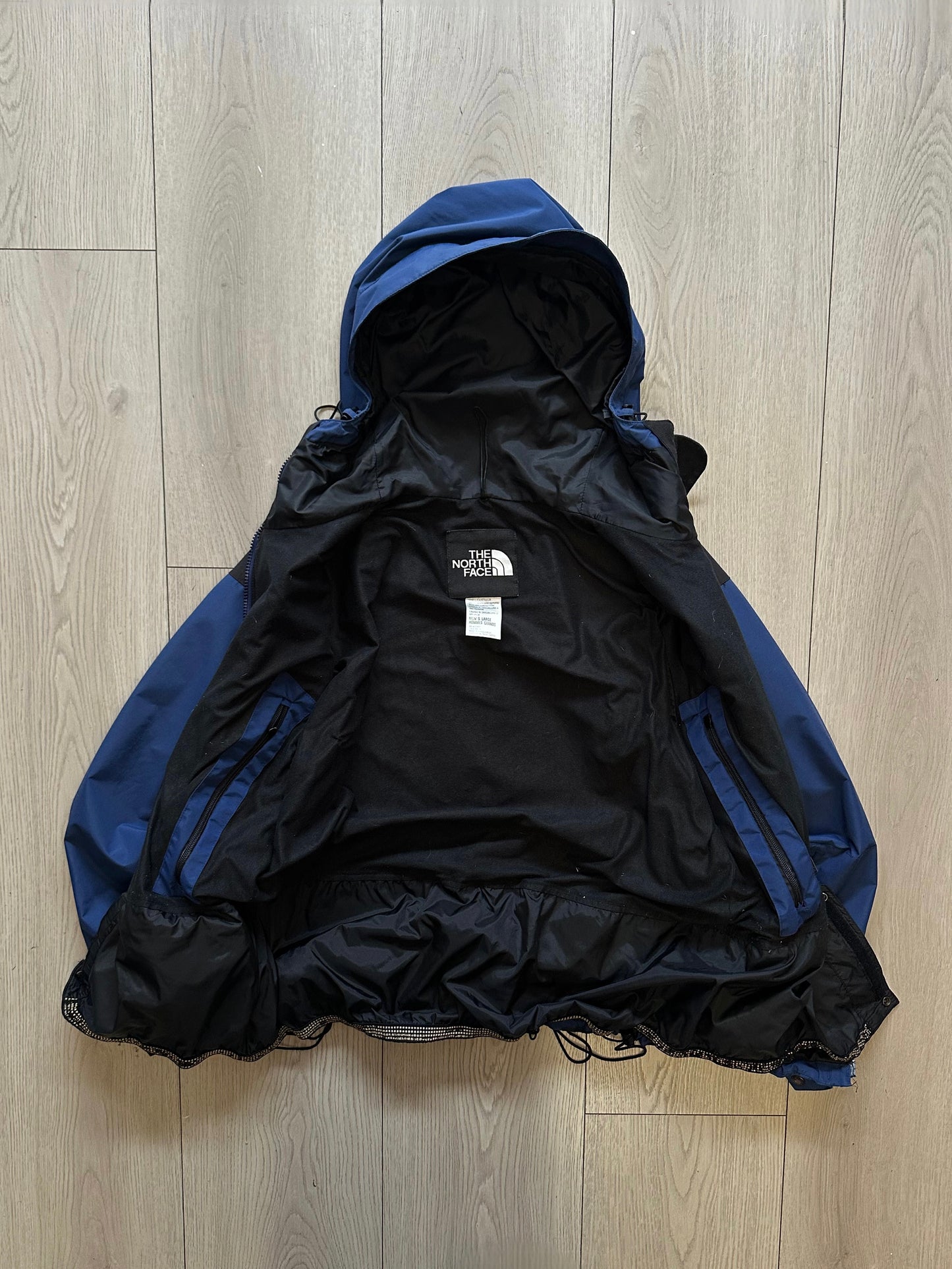 Vintage 90’s The North Face x Gore-Tex Jacket