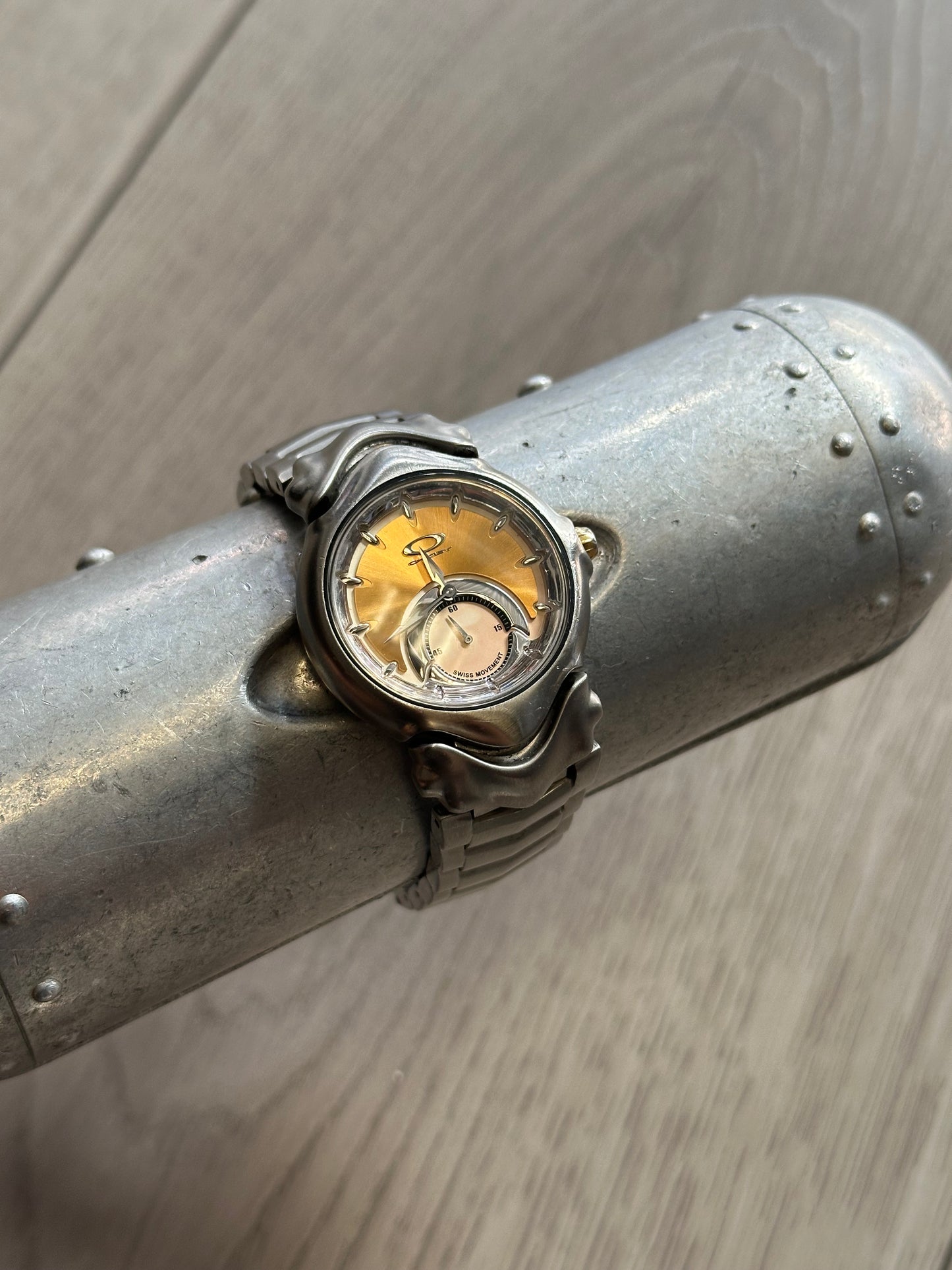 [RARE] Oakley Jury 1.0 Gold-Plated Watch