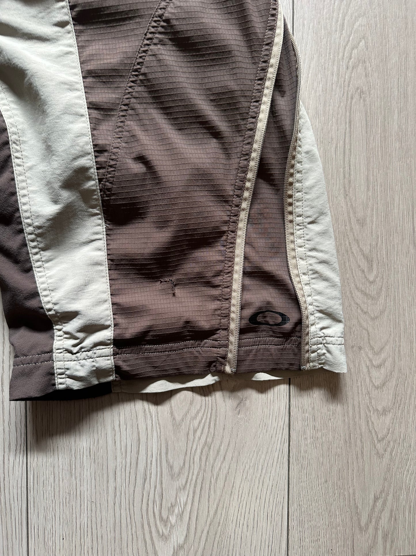 Vintage Oakley Brown Shorts