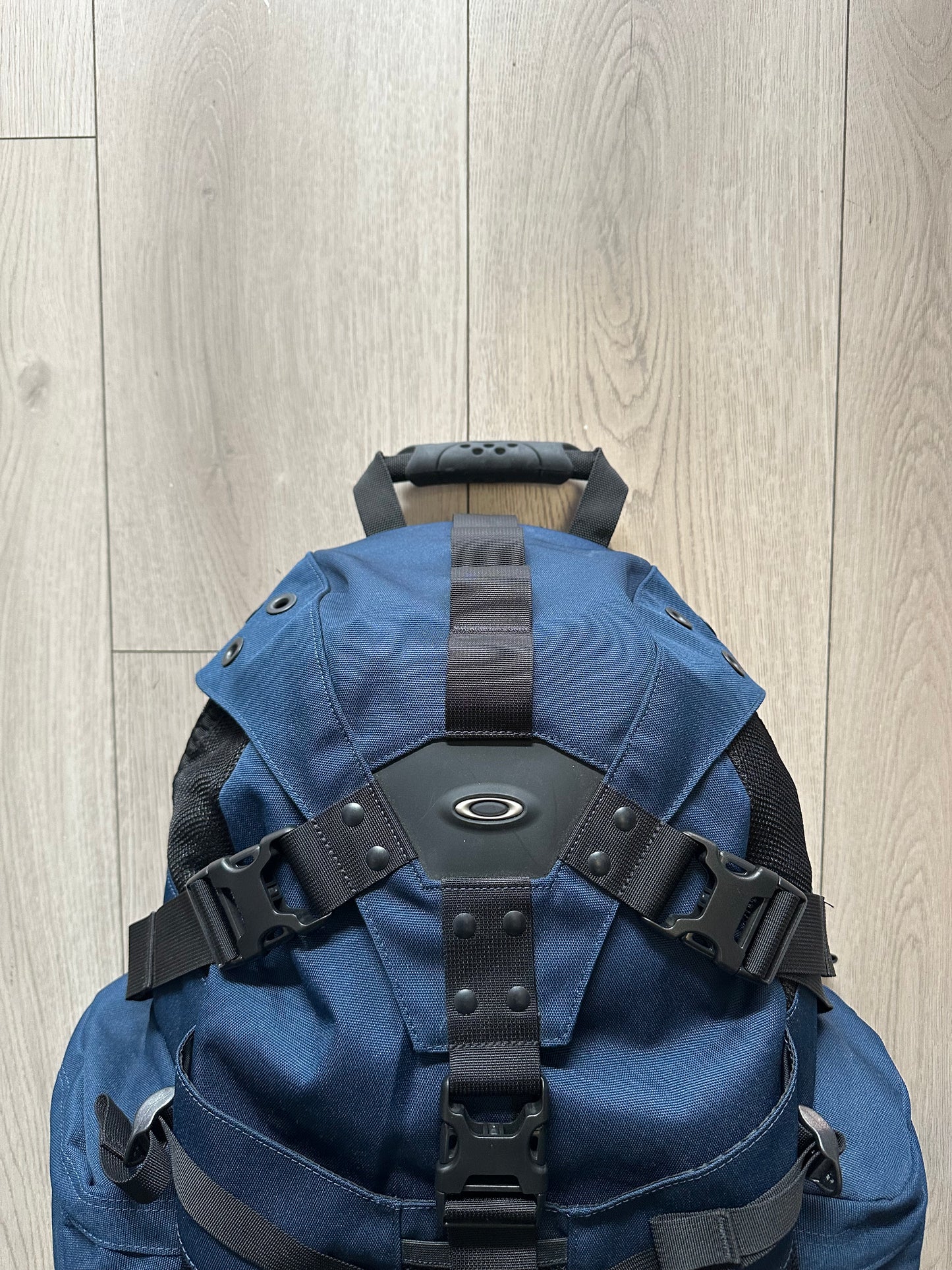 DEADSTOCK] Oakley Icon 1.0 Backpack
