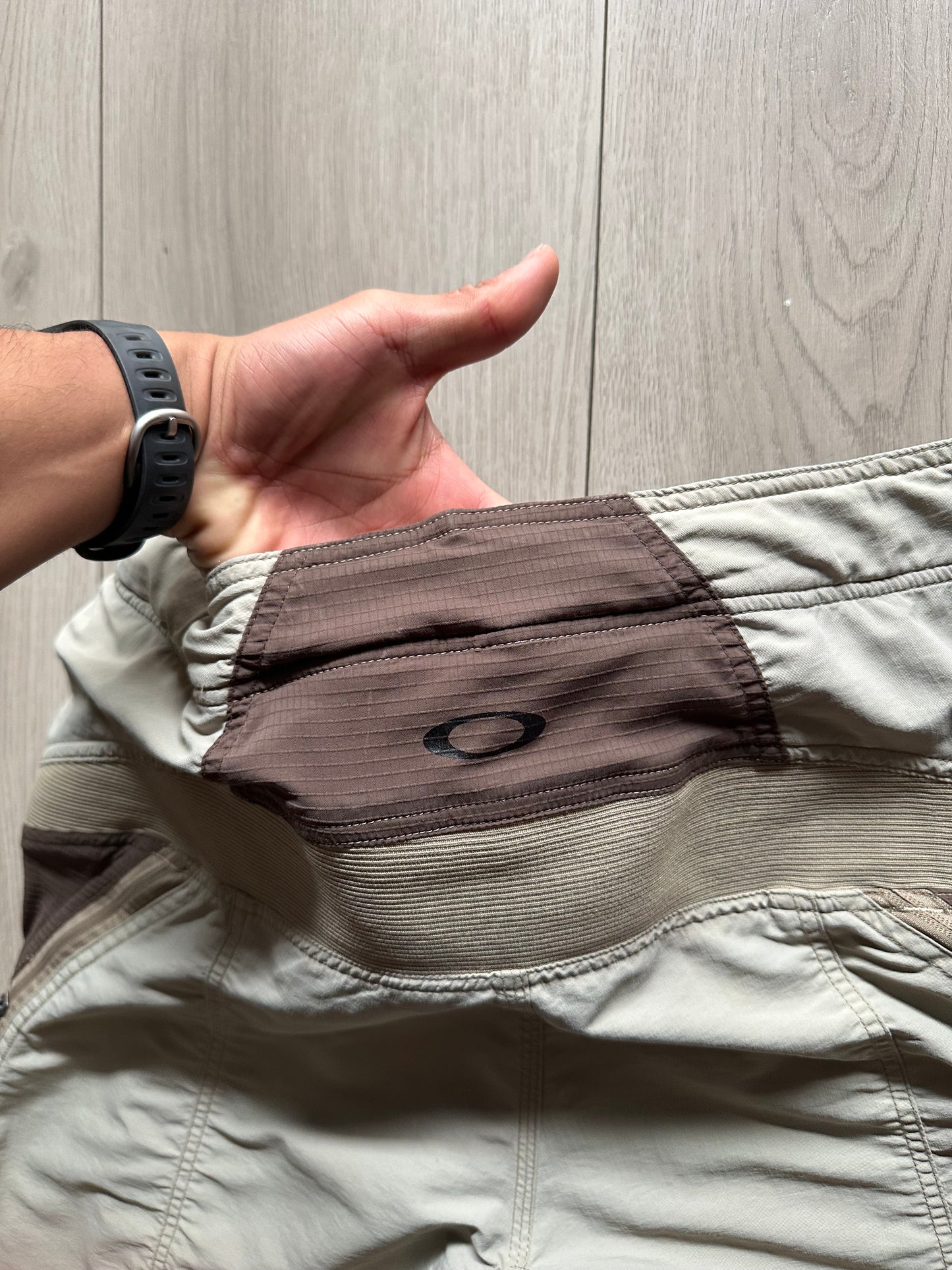 Vintage Oakley Brown Shorts