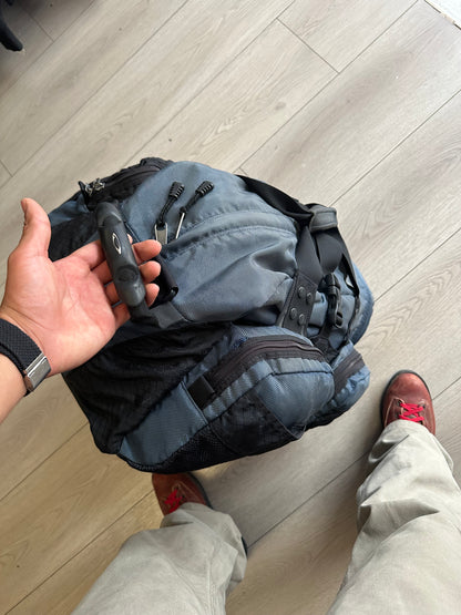 Vintage 90’s Oakley Red Tab Duffle Bag