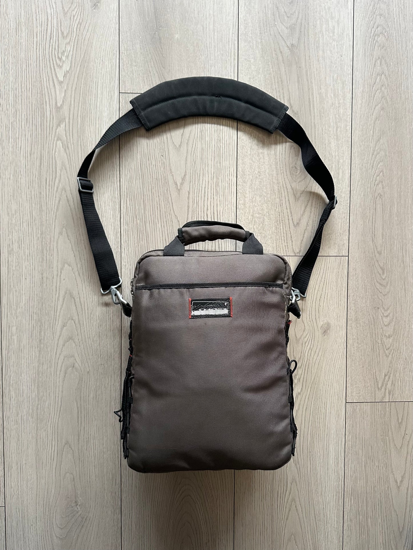 Oakley AP Tactical Field Gear Sling Bag