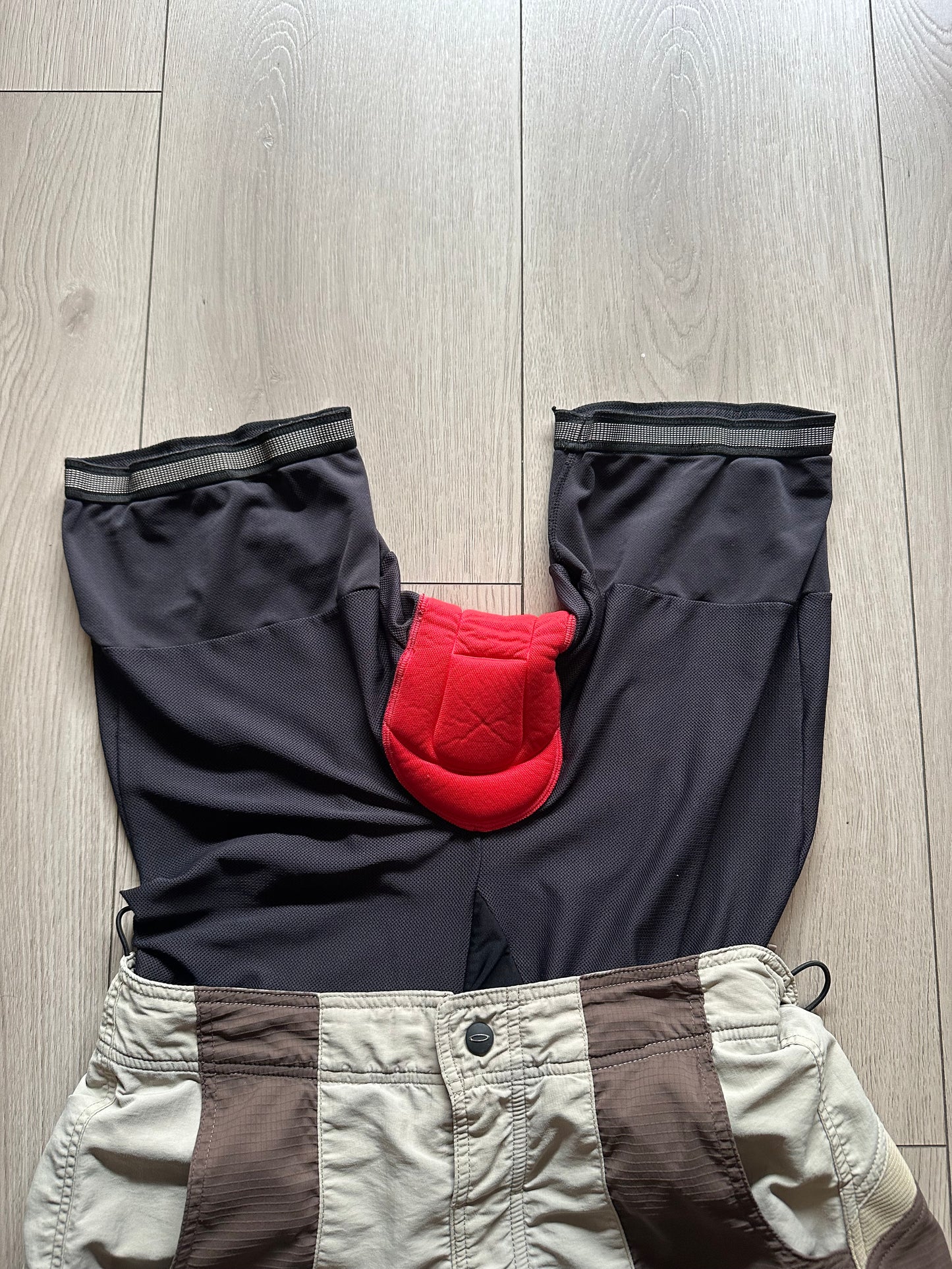 Vintage Oakley Brown Shorts