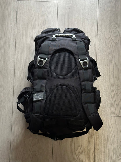 BUNDLE! Vintage Oakley AP Tactical Bag + Oakley Mechanism