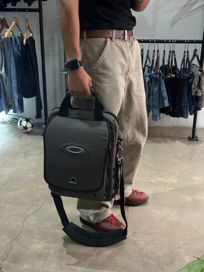 Oakley AP Tactical Field Gear Sling Bag