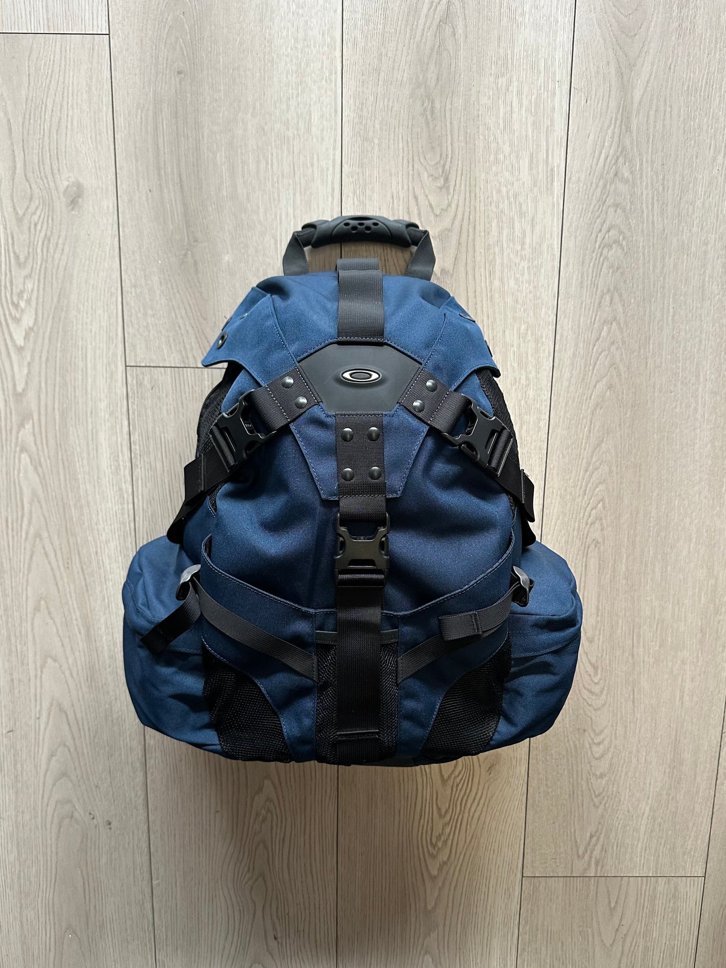 DEADSTOCK] Oakley Icon 1.0 Backpack