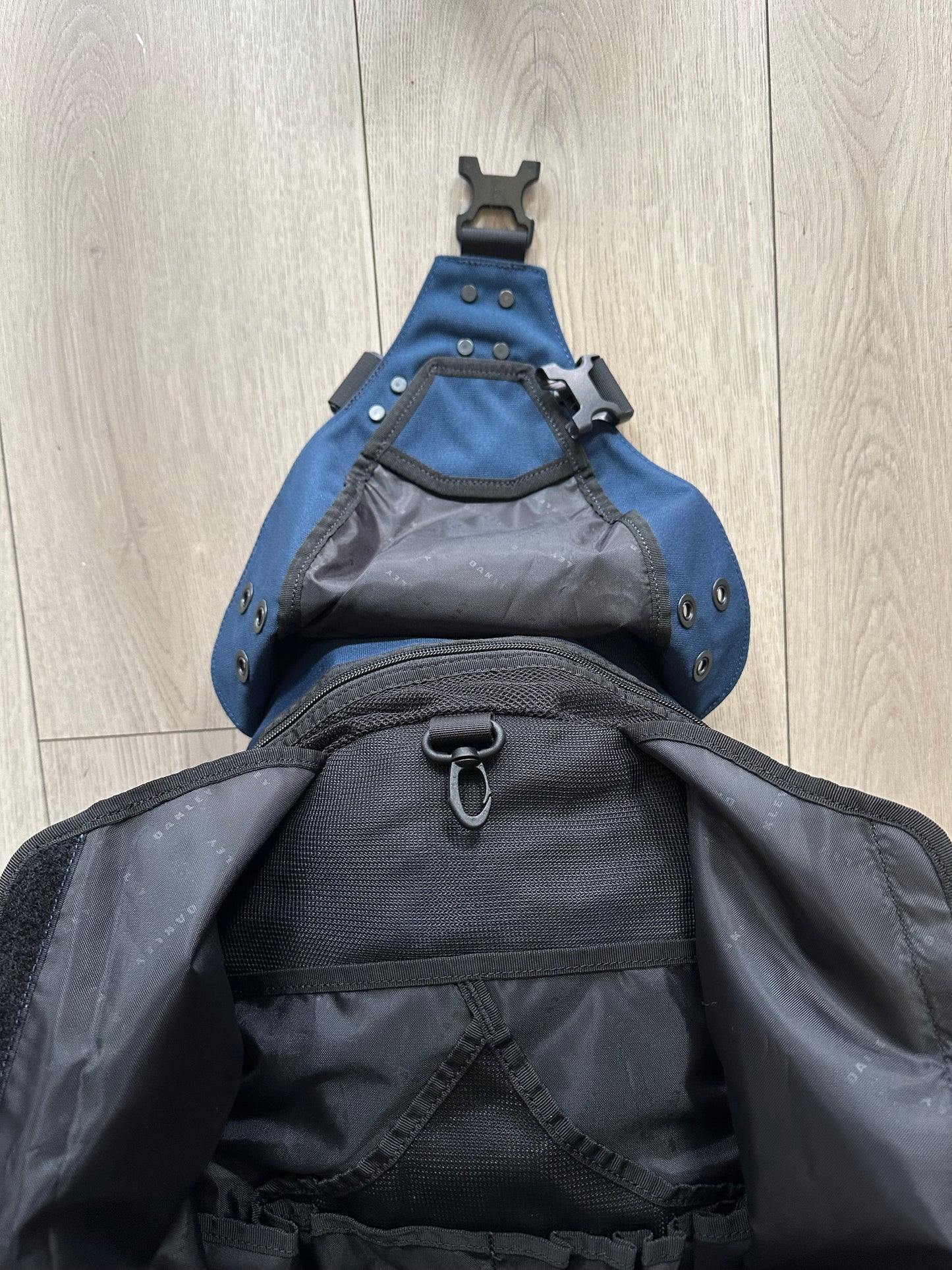 DEADSTOCK] Oakley Icon 1.0 Backpack