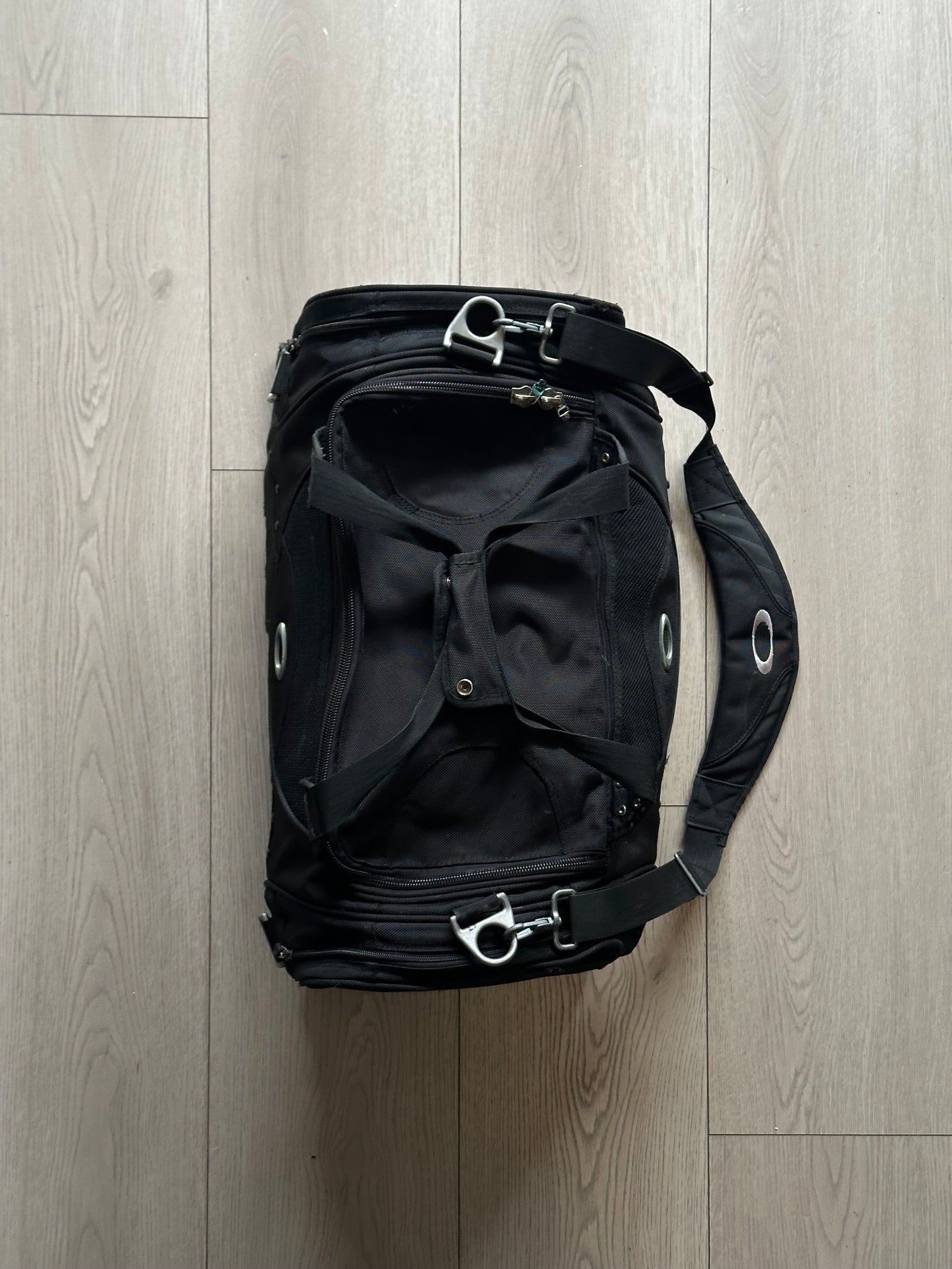 Vintage Oakley Dufflle Bag